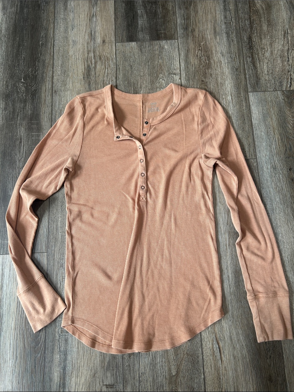 Aerie button Henley